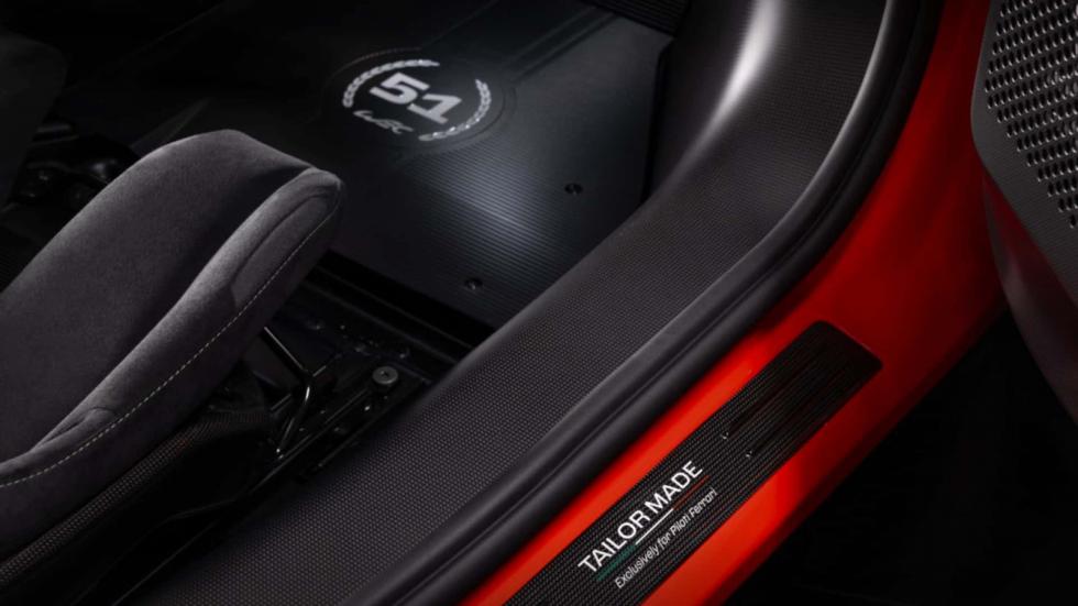 Αυτή η Ferrari θα πωλείται μόνο σε οδηγούς αγώνων!